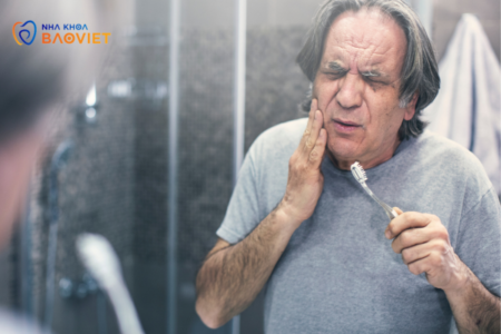 Những vấn đề răng miệng thường gặp ở người cao tuổi