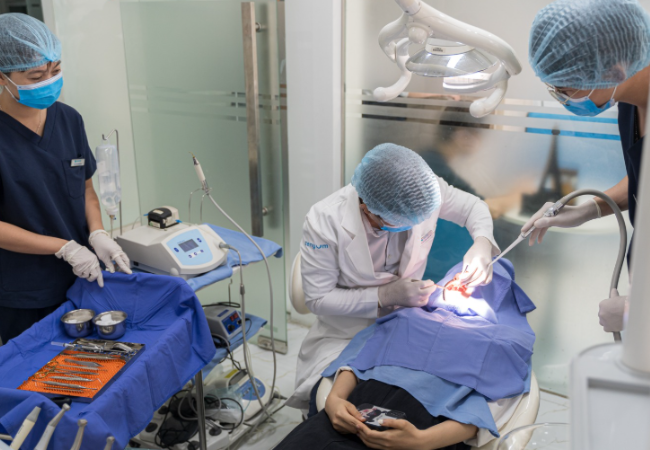6.Giá cấy implant phụ thuộc vào những yếu tố nào? Hướng dẫn cách tối ưu chi phí